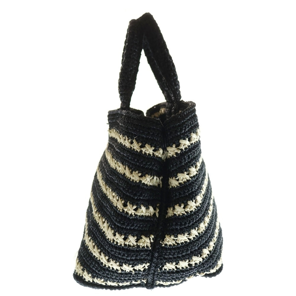 PRADA(プラダ) カナパ ラフィア トライアングルロゴプレート カゴ ハンド トートバッグ シルバー金具 ブラック/ホワイト