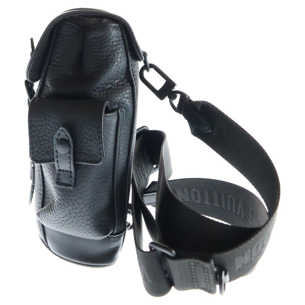 LOUIS VUITTON(ルイヴィトン) クリストファーXS モノグラムトリヨン レザー ショルダーバッグ ポーチ ブラック金具 ブラック M58495