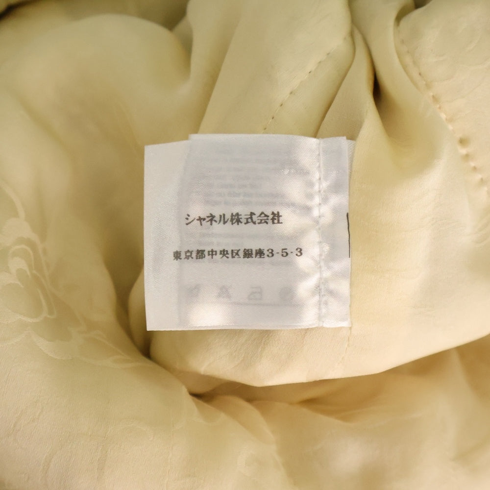 CHANEL(シャネル) ココマークボタン チェーン装飾 ウール ツイード ノーカラー ロングジャケット ホワイト/ベージュ レディース P41877V28385