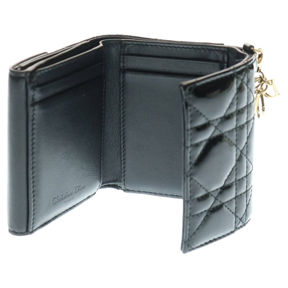 Christian Dior(クリスチャンディオール) ロータスウォレット コンパクトウォレット 三つ折り財布 コインケース ブラック ゴールド金具 カナージュ パテント