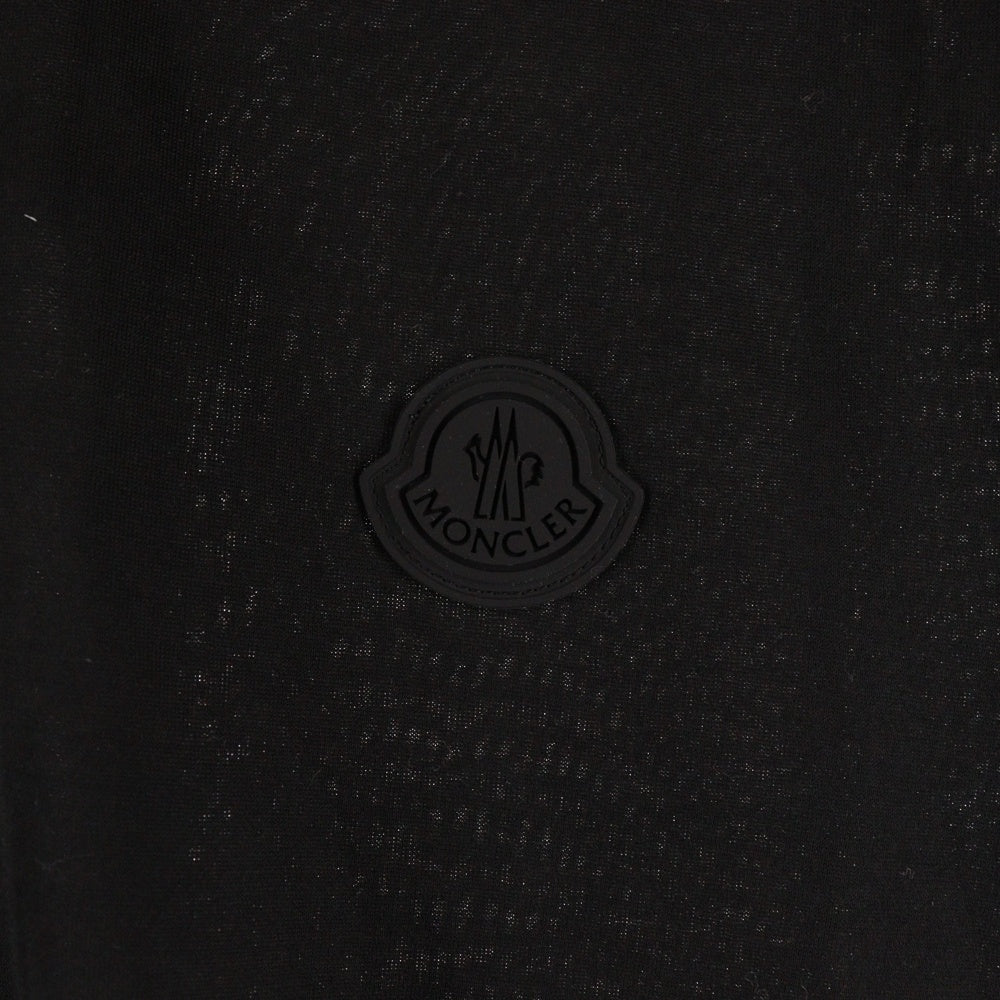 MONCLER(モンクレール) 24SS ラバーワッペンロゴ クルーネック 半袖Tシャツ カットソー ブラック J10918C00059 8390Y