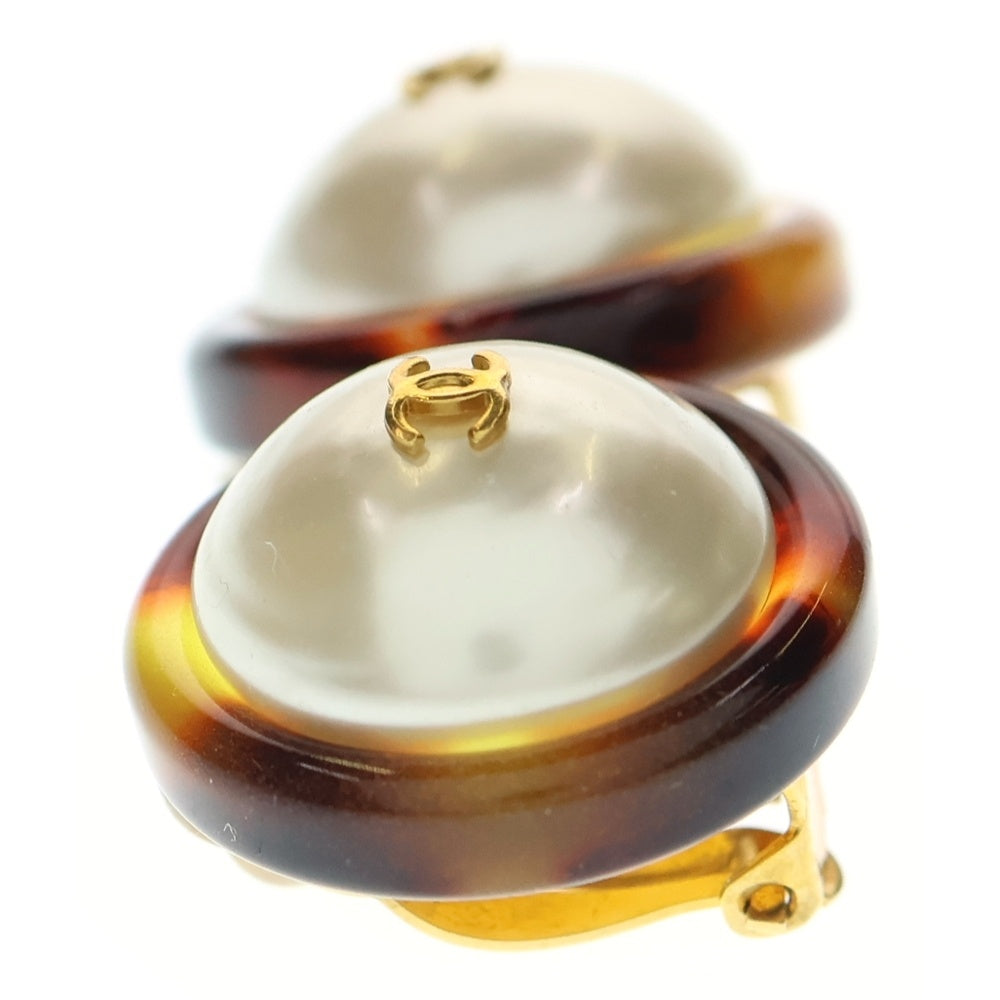 CHANEL(シャネル) ココマーク パールイヤリング ゴールド金具 ホワイト×ブラウン GP 97A