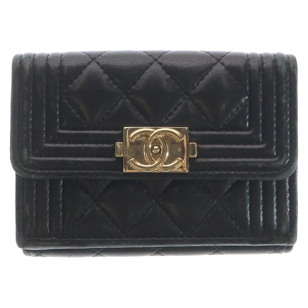CHANEL(シャネル) マトラッセ ボーイシャネル コンパクトウォレット 三 