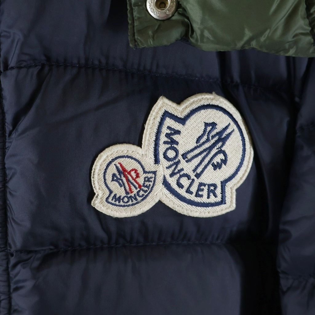 MONCLER(モンクレール) 18AW BRAMANT ワッペンロゴ フーデッド ダウンジャケット ネイビー D20914181149 53334