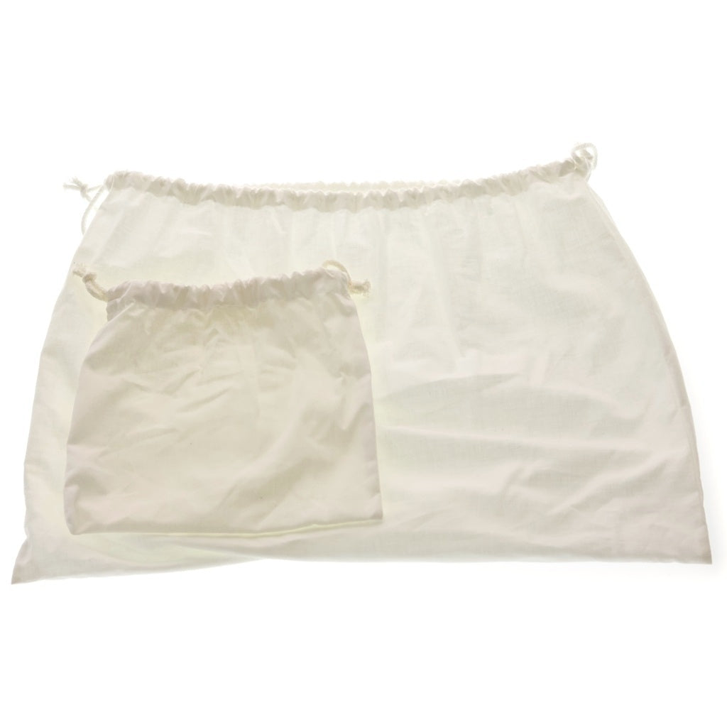 Maison Martin Margiela(メゾンマルタンマルジェラ) グラムスラム フラット ショルダーバッグ ブラック レザー SB1WG0005 シルバー金具 レディース