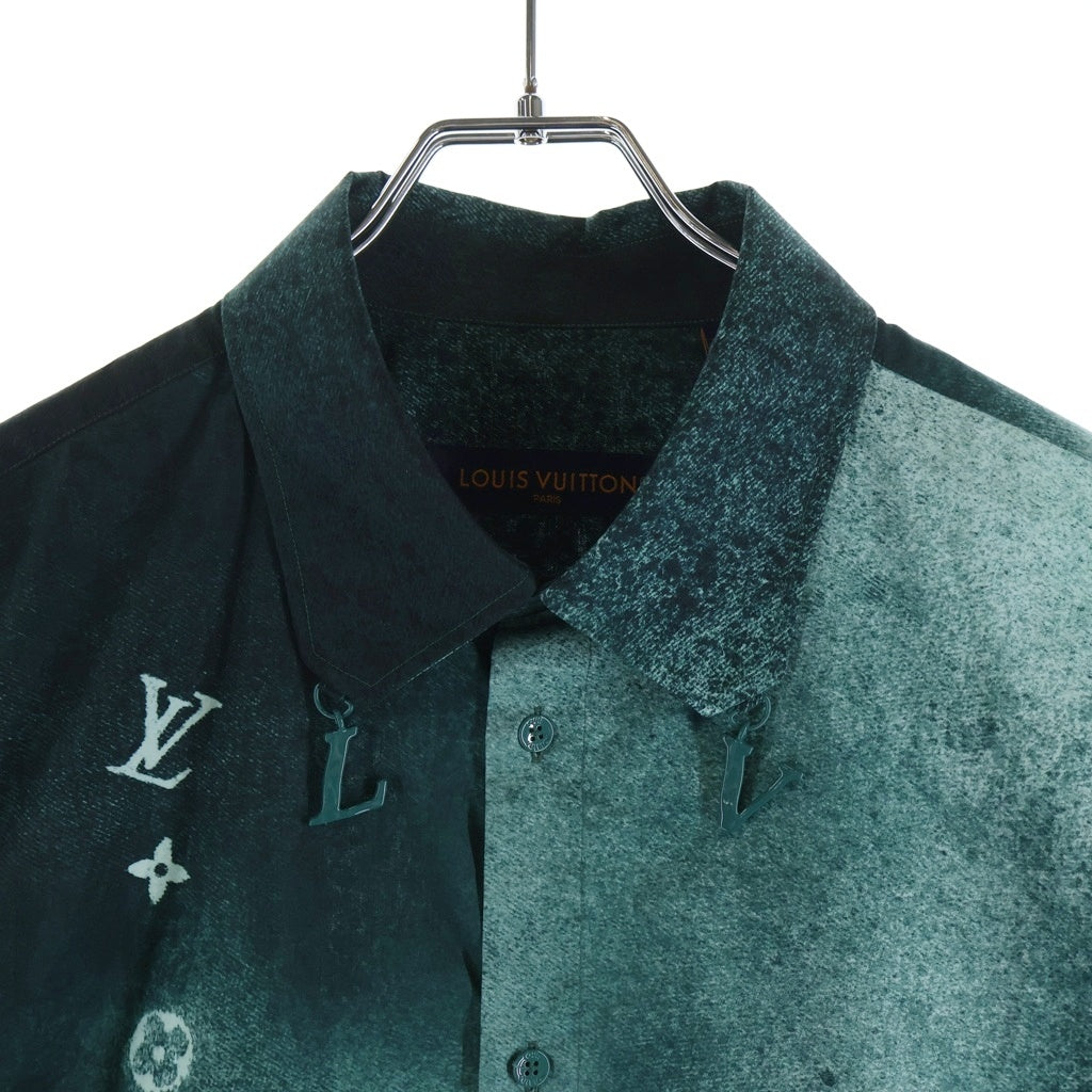 LOUIS VUITTON(ルイヴィトン) 23SS モノグラムグラフィック長袖シャツ 総柄 LVチャーム ホワイト/グリーン RM231M TA4 HOS15W