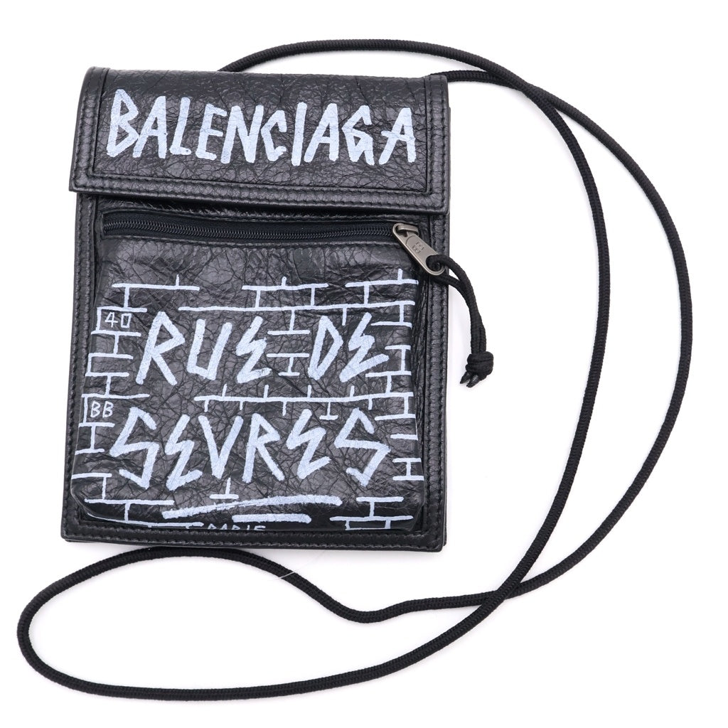 BALENCIAGA(バレンシアガ) エクスプローラー グラフィティ レザー ショルダー バッグ ポーチ サコッシュ ブラック 532298