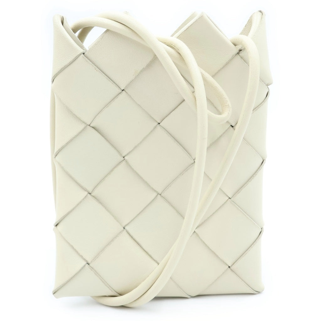 BOTTEGA VENETA(ボッテガヴェネタ) イントレチャート ポシェット フォンポーチ レザー アイボリー 619019 VCQC4 9644 レディース