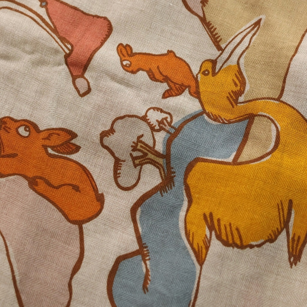 HERMES(エルメス) トライアングルジェアン 千と一のウサギ スカーフ シルク ブラウン/オレンジ レディース