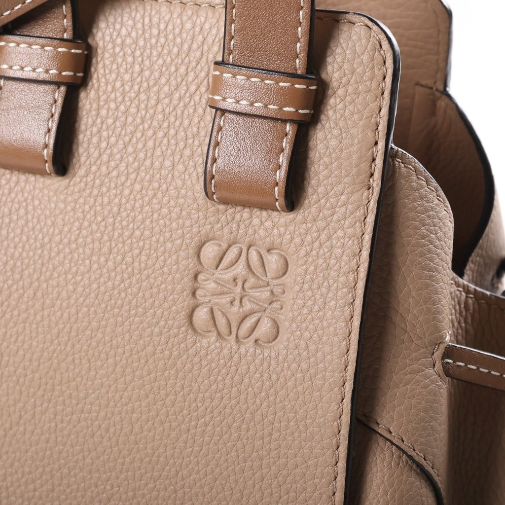 LOEWE(ロエベ) ハンモック スモール ハンドバッグ ショルダーバッグ ベージュ レザー 387.30.S35 レディース