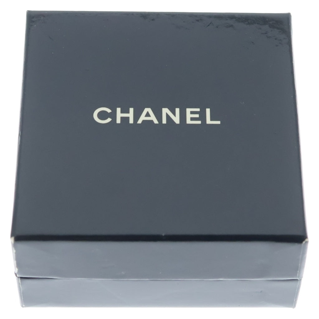 CHANEL(シャネル) カメリアコインモチーフ イヤリング ブラック×ゴールド GP レディース