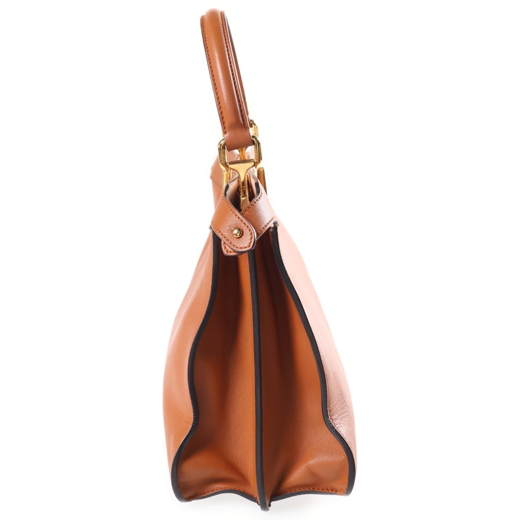 FENDI(フェンディ) ピーカブー ミディアム 2WAYハンドバッグ ショルダーバッグ ブラウン レザー ゴールド金具 レディース