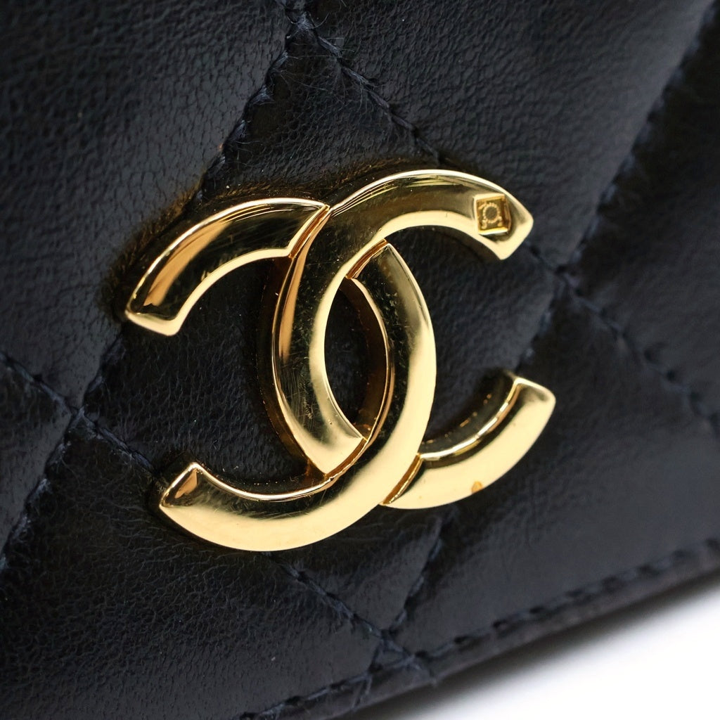 CHANEL(シャネル) マトラッセ プッシュロック フルフラップ チェーンショルダーバッグ ゴールド金具 ラムスキン ブラック レディース