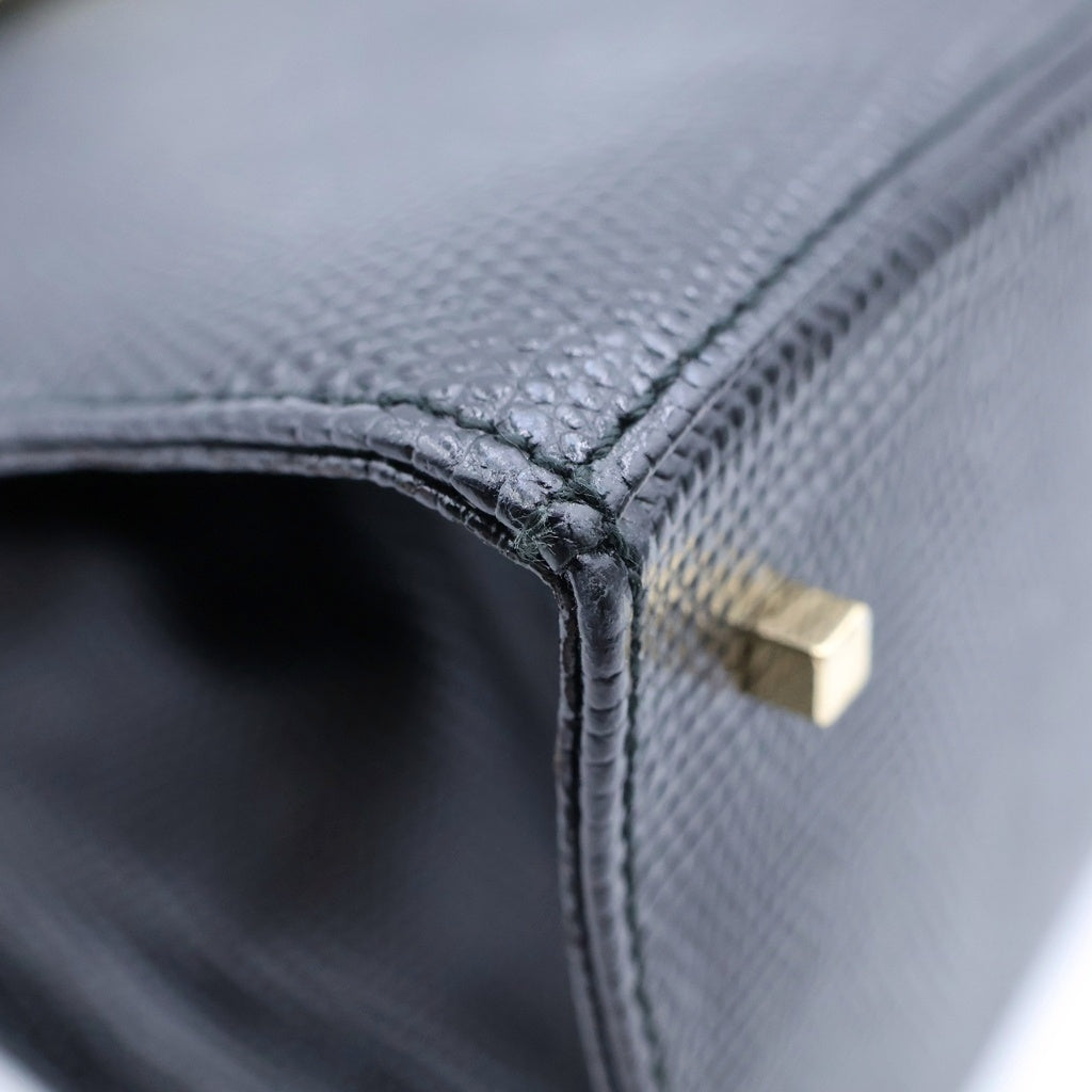 Salvatore Ferragamo(サルヴァトーレ フェラガモ) ヴァラリボン 型押しレザー 2WAY ハンド ショルダーバッグ ゴールド金具 ブラック レディース