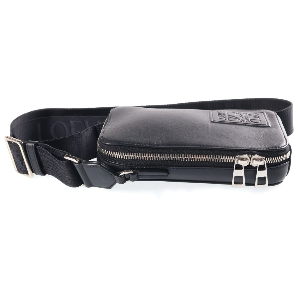 LOEWE(ロエベ) Vertical Crossbody Pocket アナグラム バーティカル ショルダー クロスボディポケットバッグ レザー ブラック C565S59X01