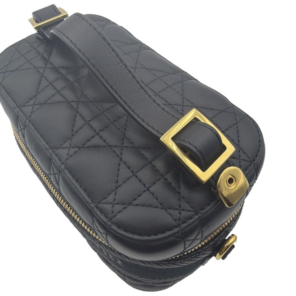 Christian Dior(クリスチャンディオール) トラベル スモール バニティ カナージュ ショルダーバッグ ブラック ラムスキン