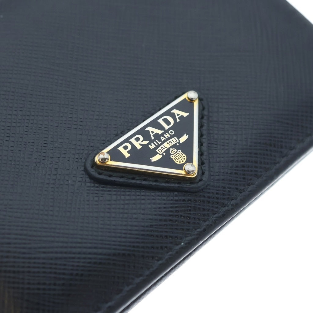 PRADA(プラダ) サフィアーノ トライアングル コンパクトウォレット 二つ折り財布 ブラック レザー 1MV204 ゴールド金具