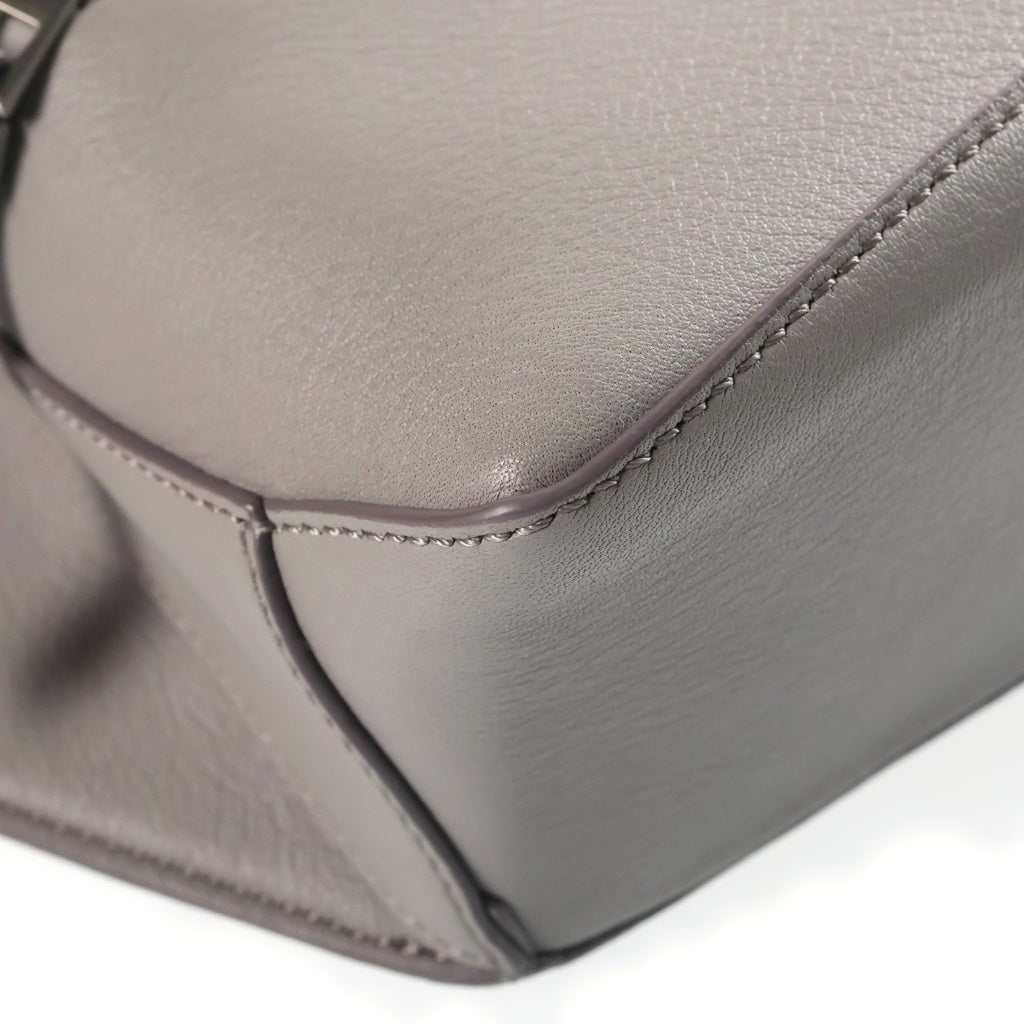 LOEWE(ロエベ) パズルバッグ バムバッグ ミニ ボディバッグ ショルダーバッグ レザー グレー レディース