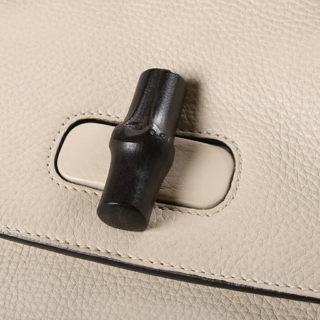 GUCCI(グッチ) バンブー デイリー ミディアム 2WAYハンドバッグ ショルダーバッグ ホワイト レザー 392013 シルバー金具