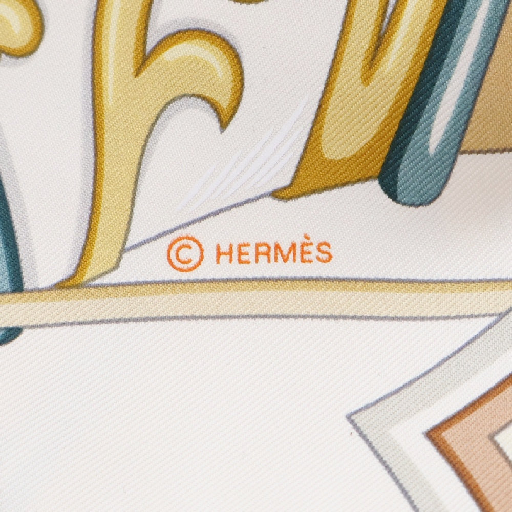 HERMES(エルメス) カレ90 HARNAIS DE COEUR アルネ・ドゥ・クール スカーフ ホワイト×オレンジ マルチカラー シルク