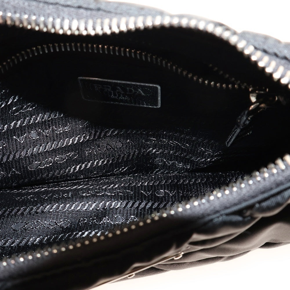 PRADA(プラダ) Re-Nylon パデッド ショルダーバッグ シルバー金具 トライアルロゴプレート ナイロン ブラック 1BC151