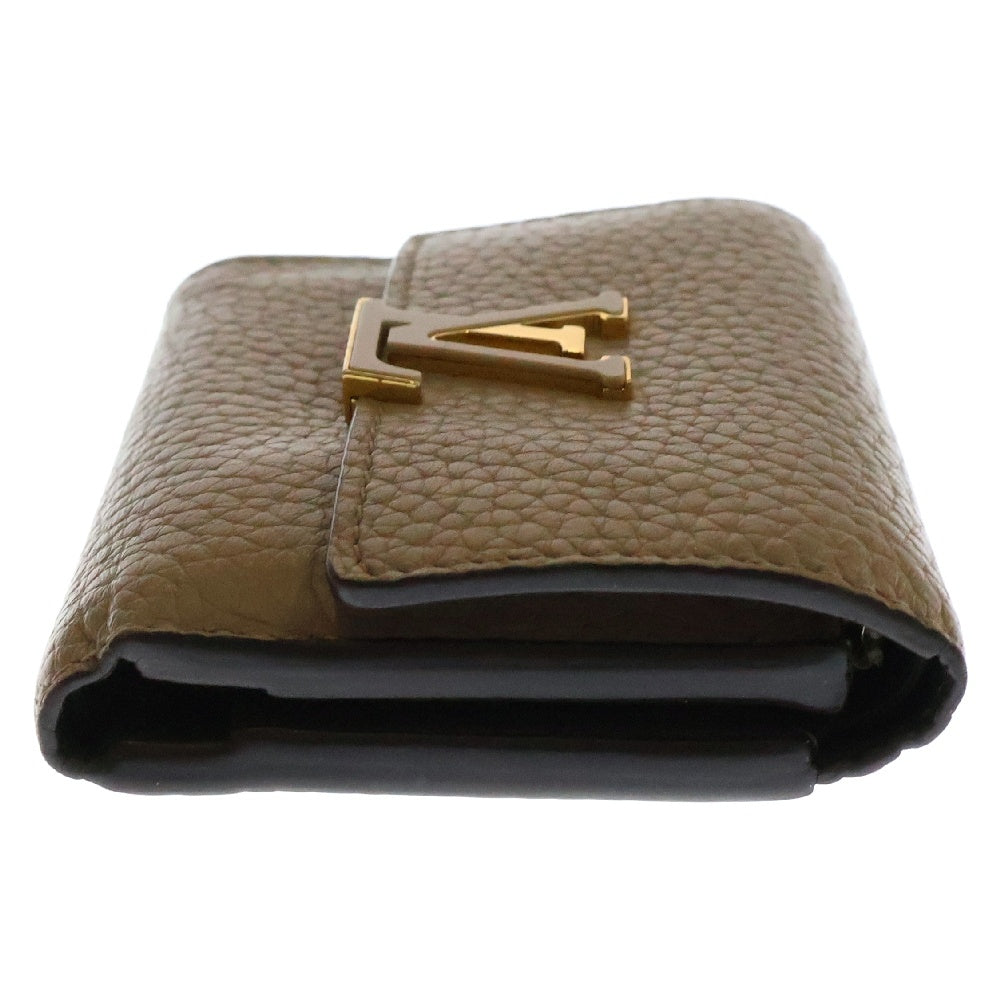 LOUIS VUITTON(ルイヴィトン) カプシーヌ ポルトフォイユ XS ベージュ レザー 小銭入れ 三つ折り財布 RFID M62159