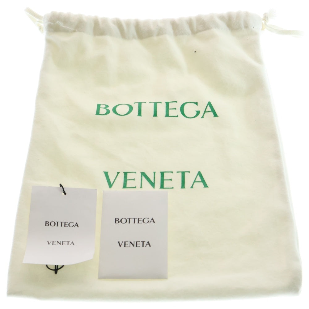 BOTTEGA VENETA(ボッテガヴェネタ) イントレチャート クラシック カメラバッグ ショルダーバッグ フォンショルダー シルバー金具 ブラック レザー 729296VCPQ38803