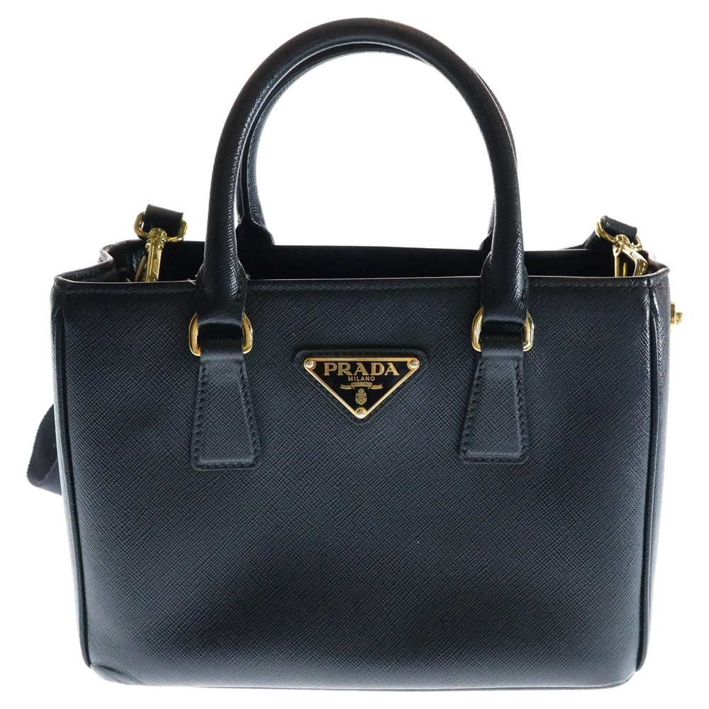 PRADA(プラダ) ガレリア トライアングルロゴプレート サフィアーノレザー 2WAY ハンド ショルダーバッグ ゴールド金具 ブラック 1BA296