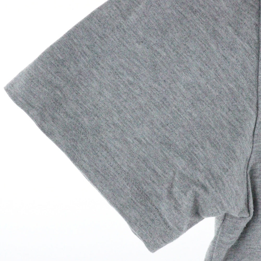 BURBERRY BLACK LABEL(バーバリー ブラックレーベル) ワンポイントロゴ刺繍 Vネック コットン 半袖Tシャツ カットソー グレー D1P47-152-04