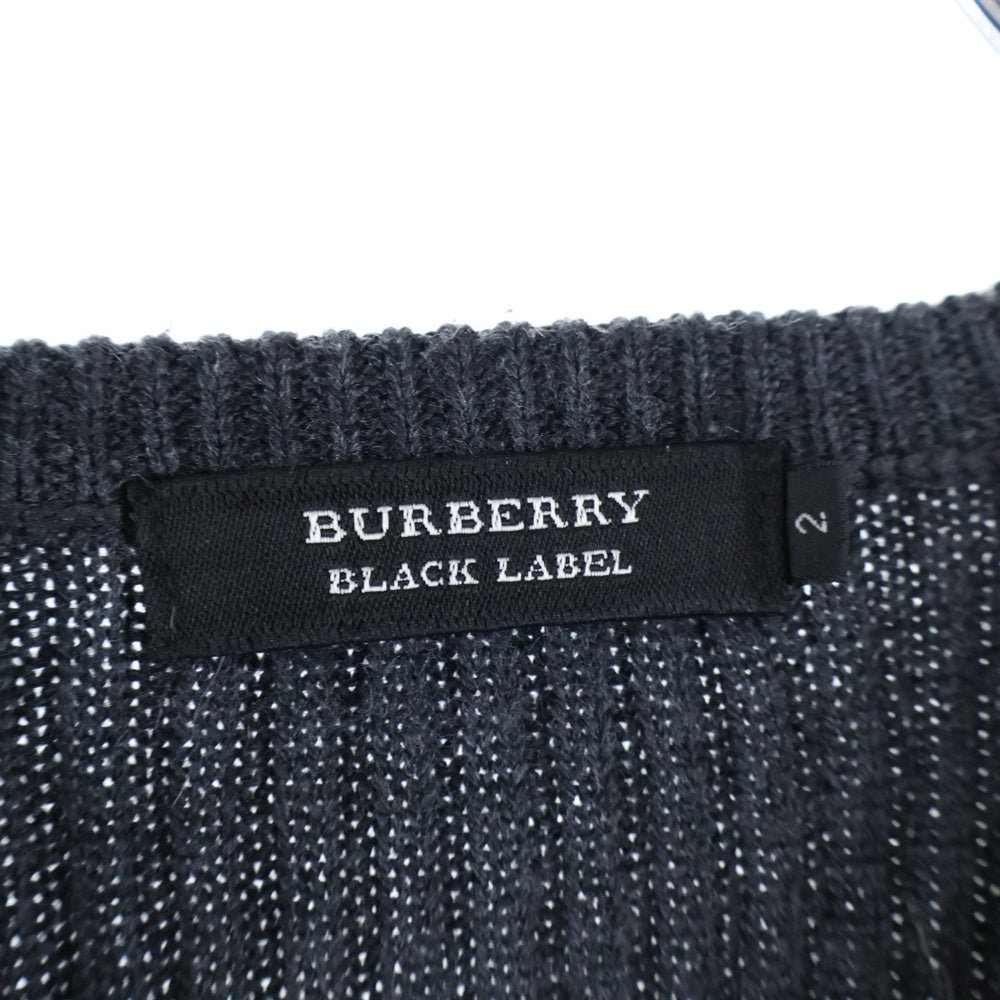 BURBERRY BLACK LABEL(バーバリー ブラックレーベル) ワンポイントロゴ刺繍 ノバチェック柄切り替え クルーネック ウール ニット セーター グレー BMT11-510-07