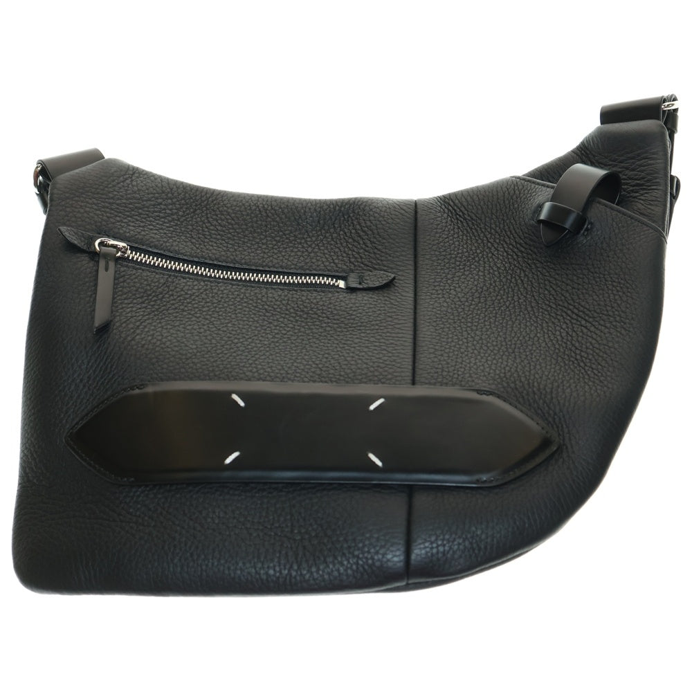 Maison Margiela 11(メゾンマルジェラ11) 5AC ボディバッグ ウエストバッグ ショルダーバッグ レザー ブラック SB1WG0017 P4746 シルバー金具