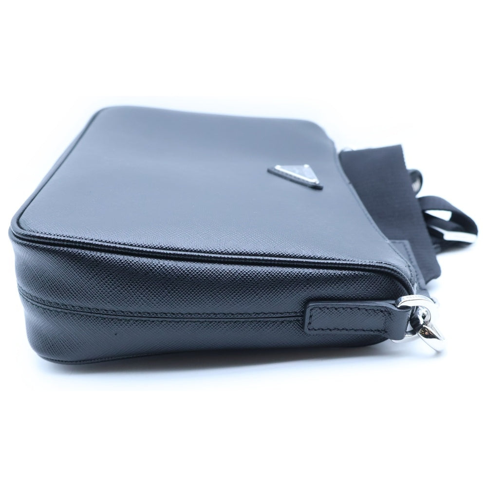 PRADA(プラダ) トライアングルロゴプレート サフィアーノレザー ショルダーバッグ シルバー金具 ブラック 2VH113 レディース