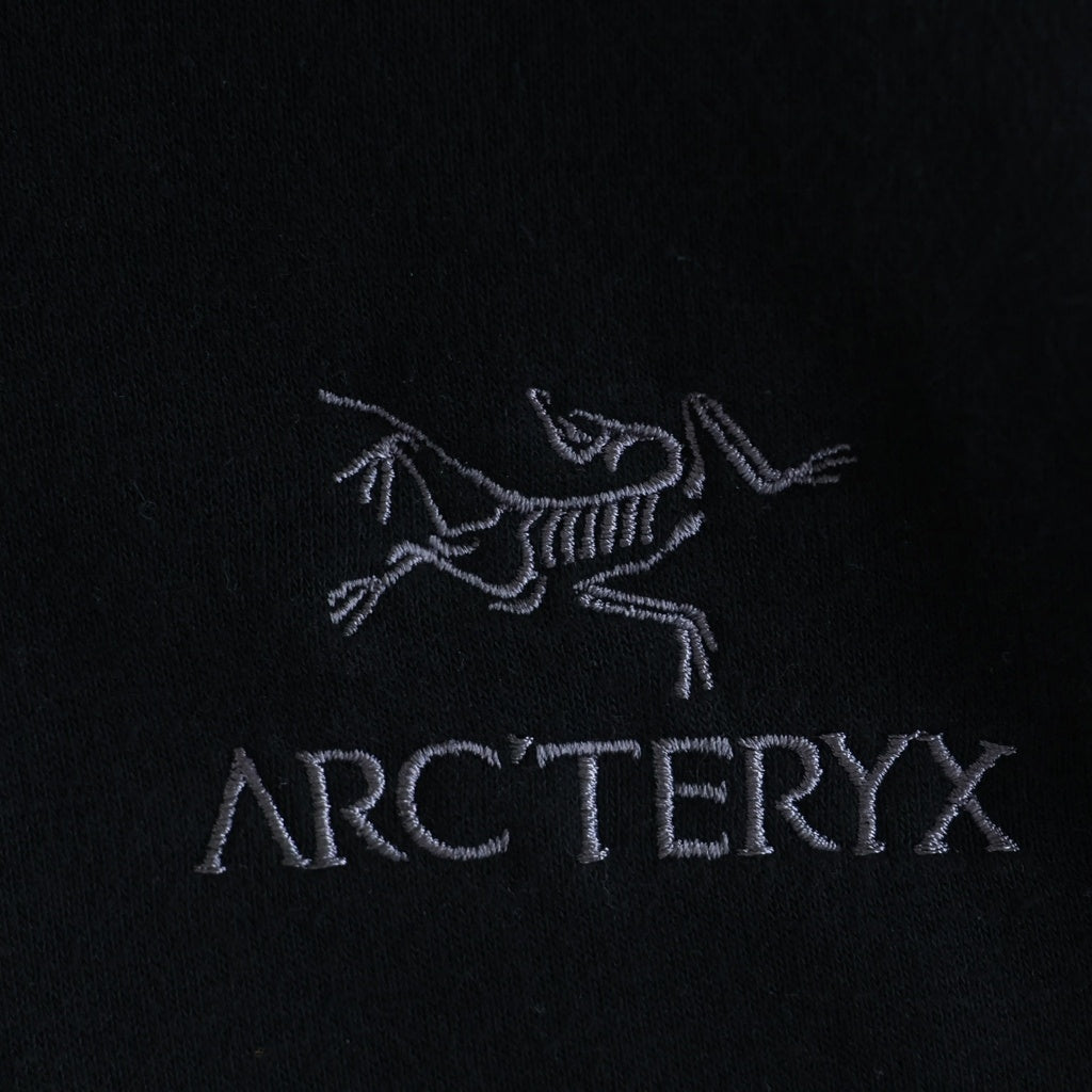 ARC'TERYX(アークテリクス) ロゴジップパーカー フーディー ブラック #L