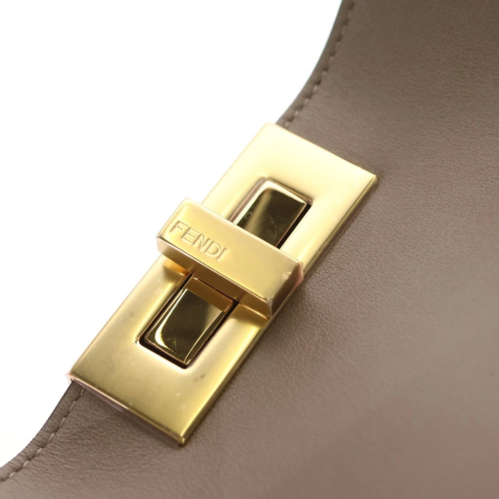 FENDI(フェンディ) ウェイ ミディアム レザー ワンショルダーバッグ ゴールド金具 ベージュ 8BN368 レディース