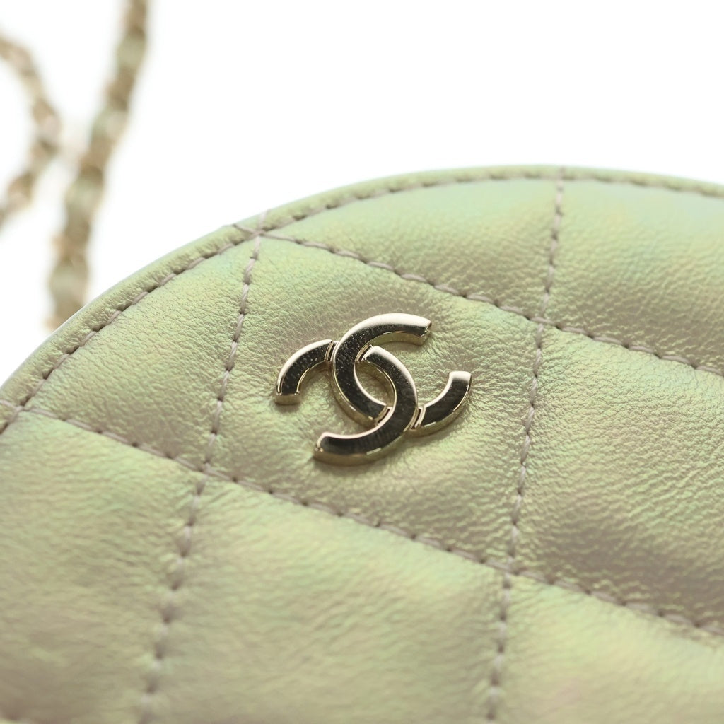 CHANEL(シャネル) ココマーク マトラッセ ラウンド チェーンショルダーバッグ ミニバッグ ホワイト オーロラ レザー ゴールド金具 レディース