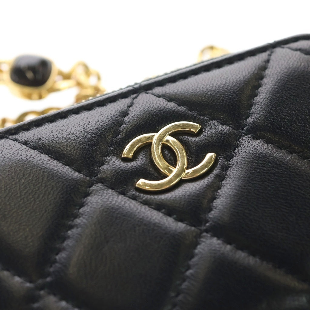 CHANEL(シャネル) マトラッセ パールチェーン ラムスキン レザー ショルダー ウォレット ミニバッグ ゴールド金具 ブラック シール レディース