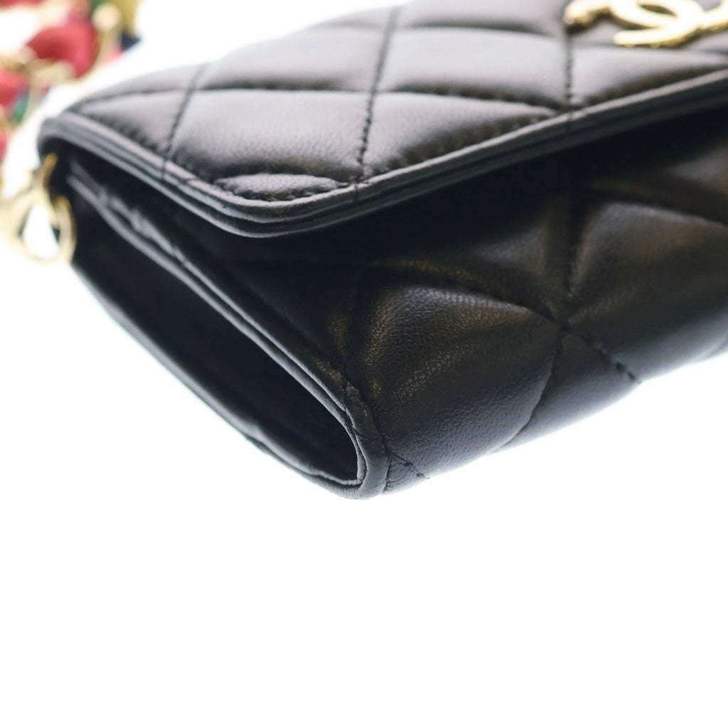 CHANEL(シャネル) マトラッセ チェーンウォレット ラムスキン レザー ショルダー ミニ バッグ ブラック/マルチカラー ゴールド金具 30番台 レディース