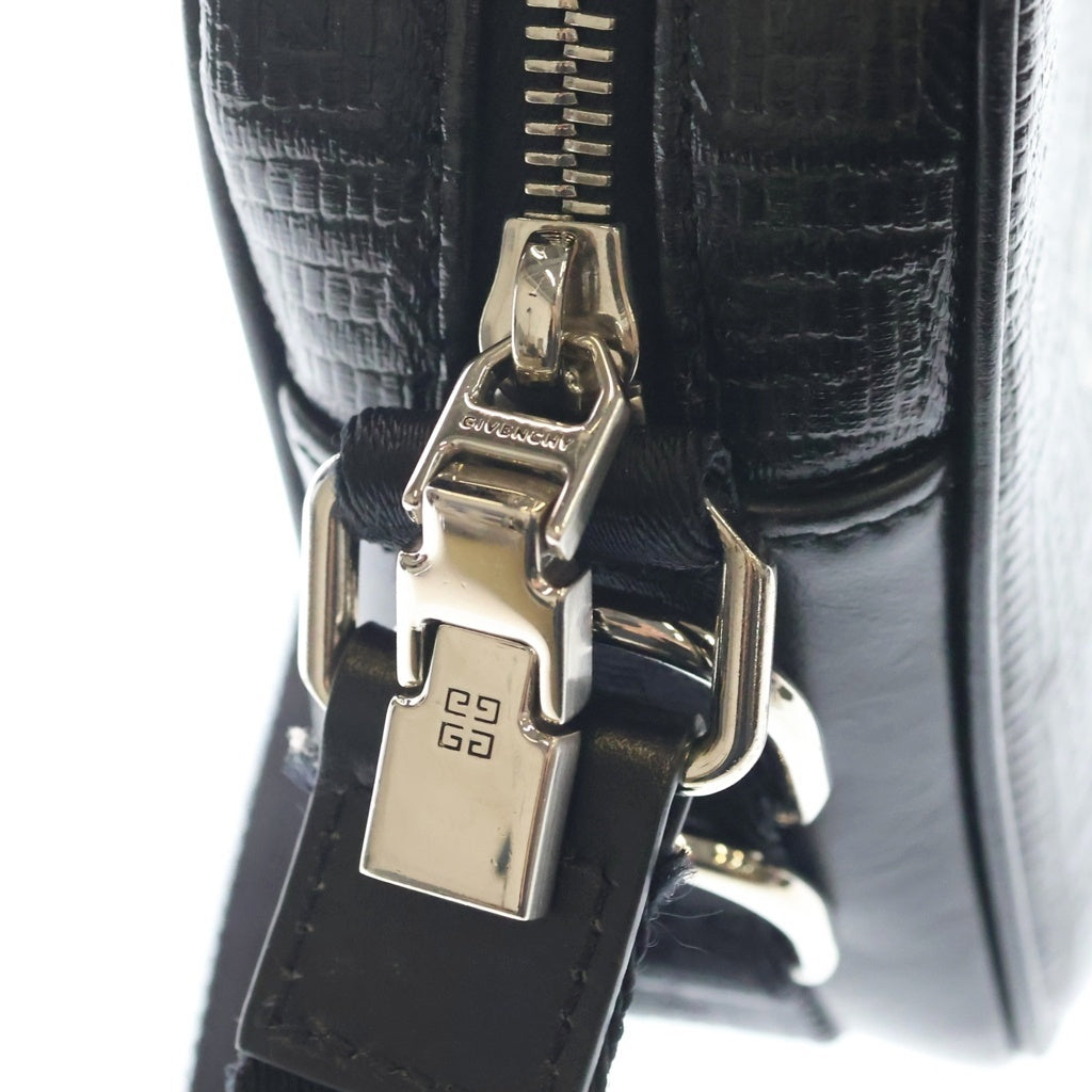GIVENCHY(ジバンシィ) G ESSENTIALS エッセンシャルズ クロスボディバッグ ショルダーバッグ ミニバッグ ブラック レザー シルバー金具 レディース
