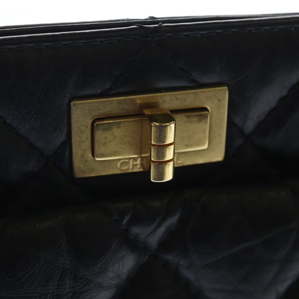 CHANEL(シャネル) マトラッセ 2.55 チェーンショルダー ゴールド金具 エイジドカーフ レザー ブラック レディース