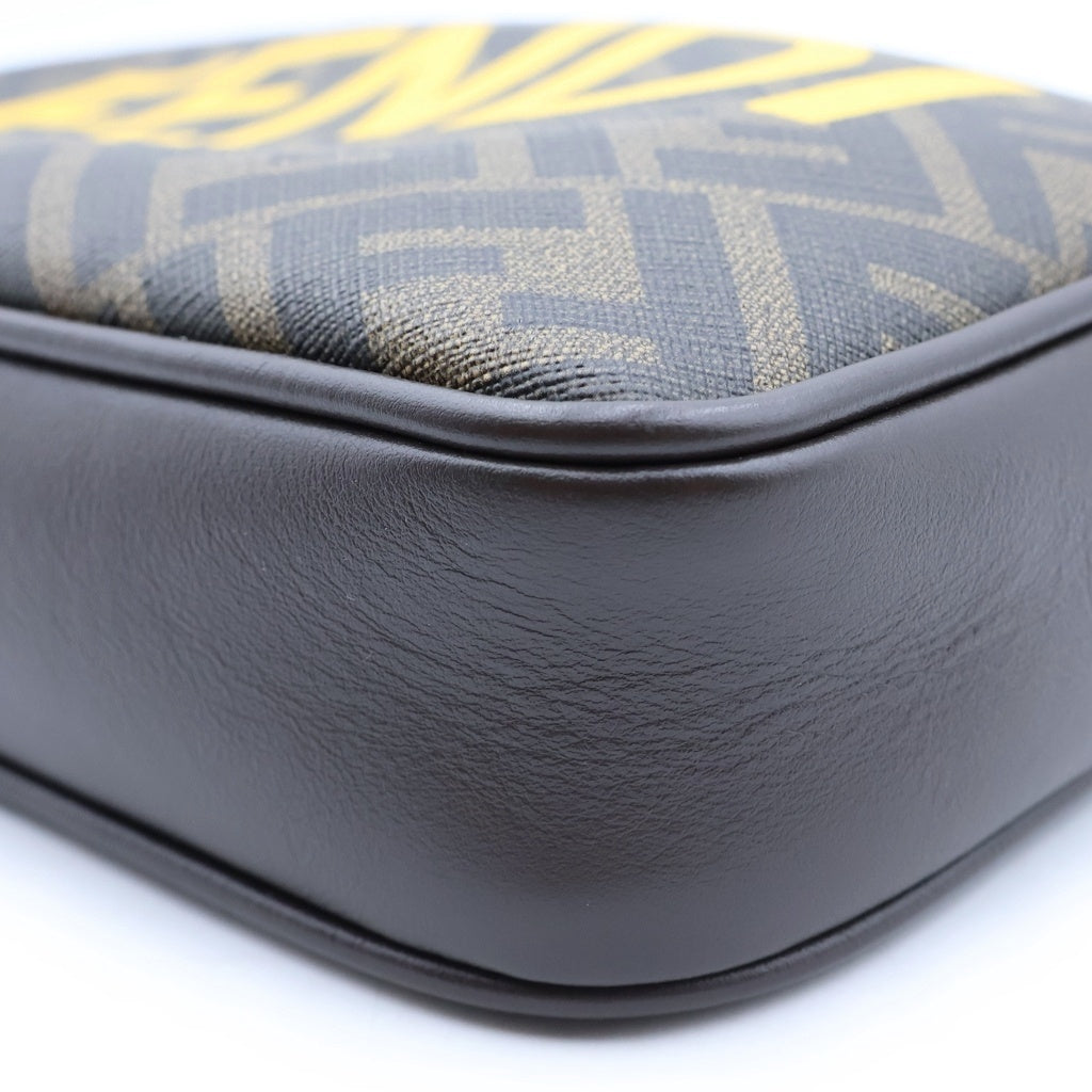 FENDI(フェンディ) ダイアゴナル カメラケース ズッカ ショルダーバッグ ブラウン レザー×PVC 7M0286 シルバー金具 レディース