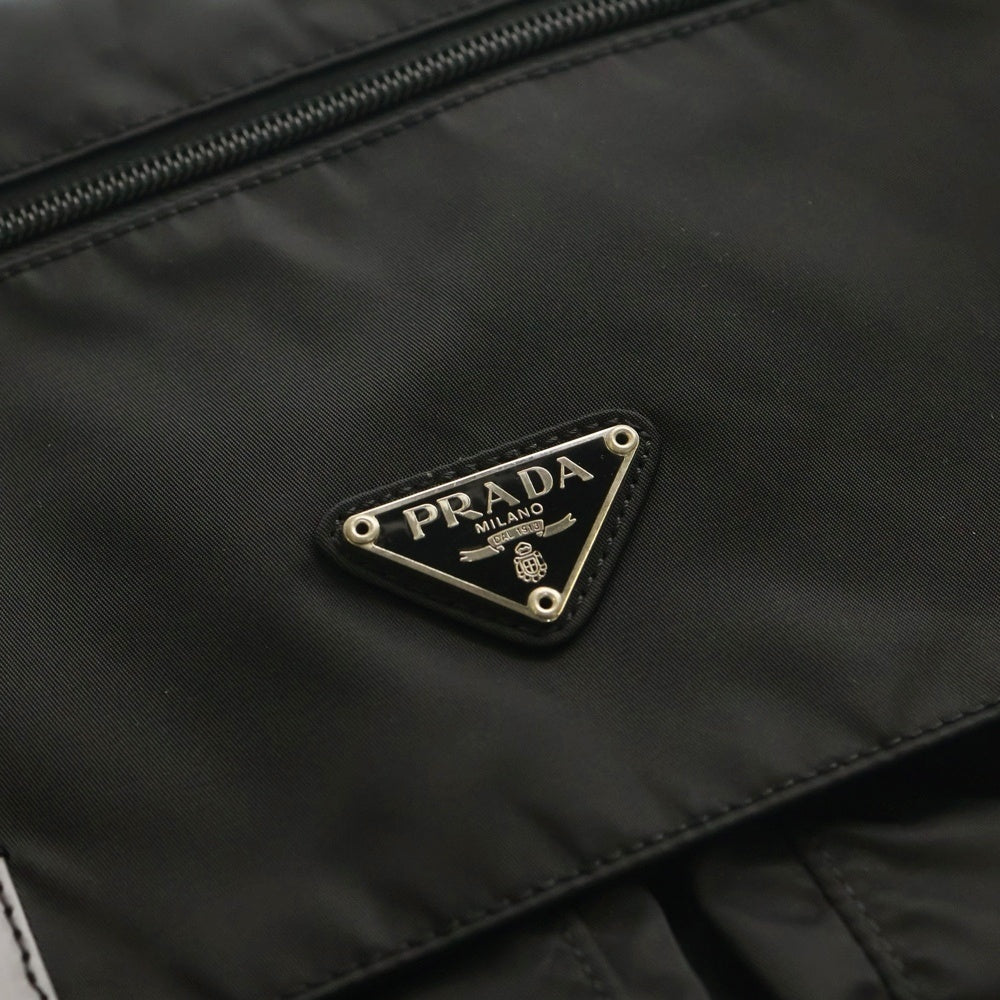 PRADA(プラダ) VELA トライアングルロゴ レザー切替ナイロンショルダーバッグ ブラック BT8994