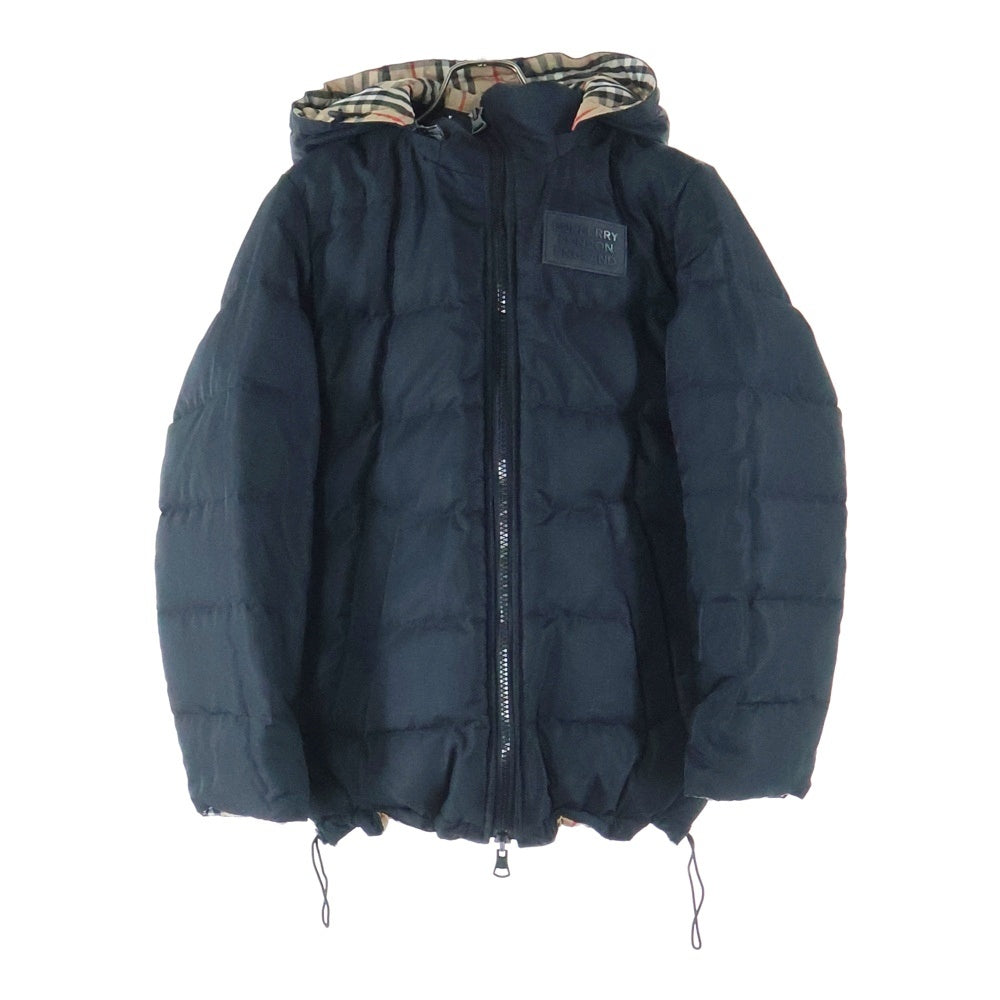 BURBERRY(バーバリー) ノバチェック総柄 リバーシブル ラバーワッペンロゴ フーデッド ジップアップ ダウンジャケット ベージュ/ブラック 8018766