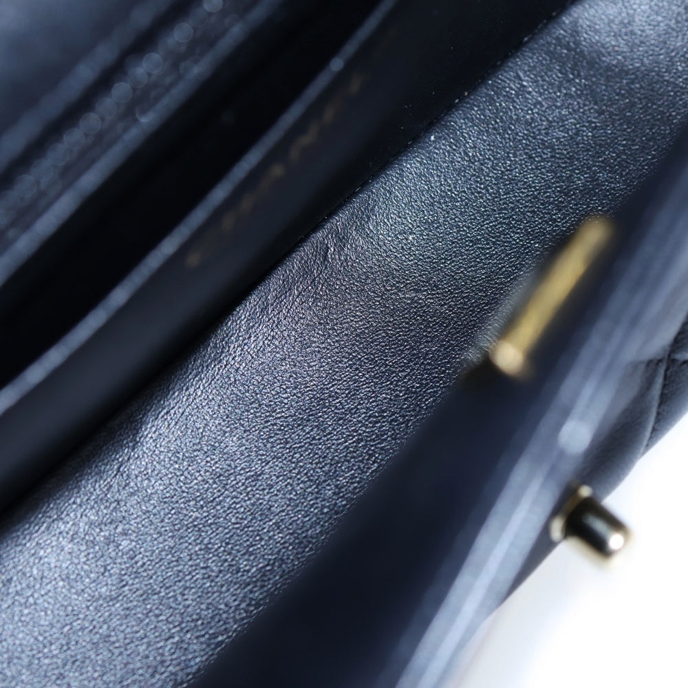 CHANEL(シャネル) マトラッセ20 シングルフラップ シングルチェーン ブラック ラムスキン ゴールド金具 レディース