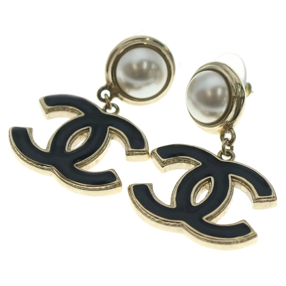 CHANEL(シャネル) ココマーク フェイクパール ピアス ブラック×ホワイト×ゴールド GP レディース