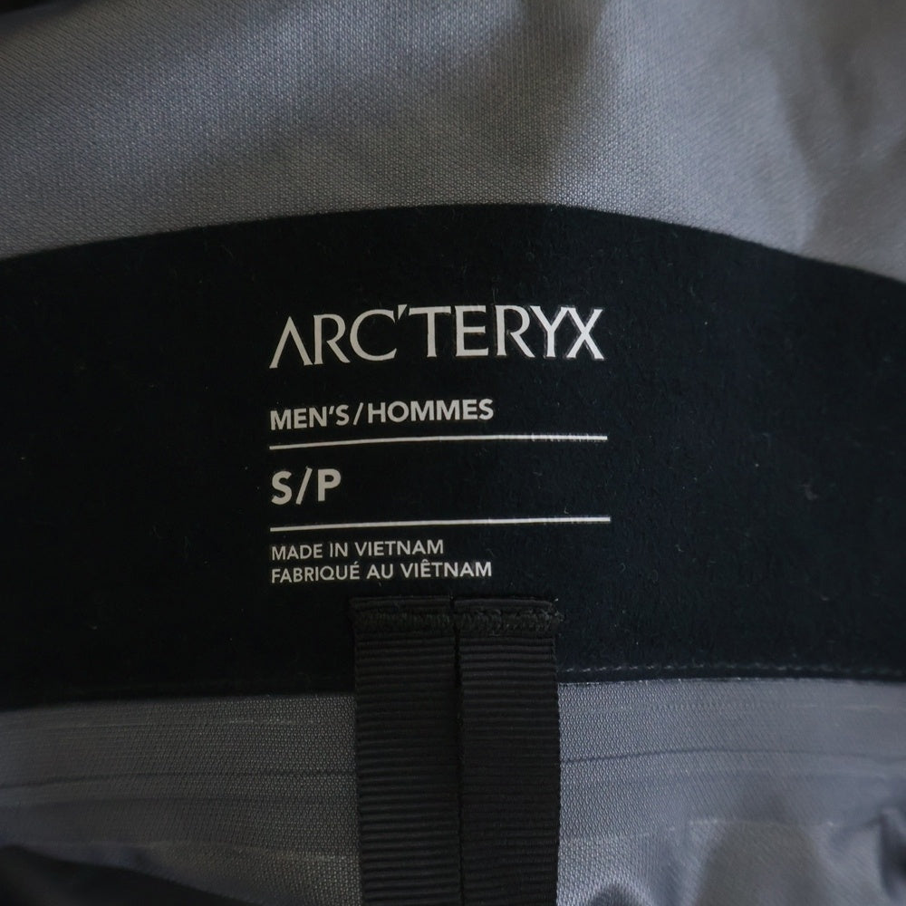 ARC'TERYX(アークテリクス) BETA JACKET ベータ ロゴ刺繍 ナイロン ジップアップ ジャケット ブラック X000010513