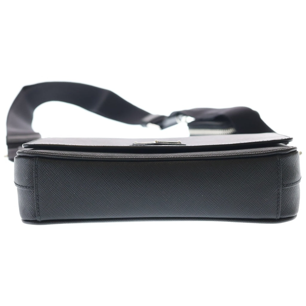 PRADA(プラダ) サフィアーノ ショルダーバッグ ブラック レザー 2VD059 シルバー金具 レディース
