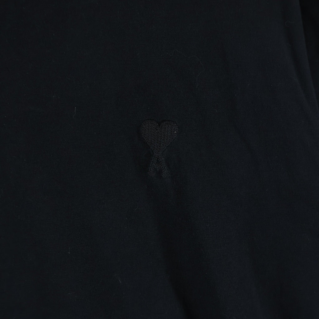 ami(アミ) ハートロゴ刺繍 クルーネックTシャツ カットソー ブラック UTS003.724