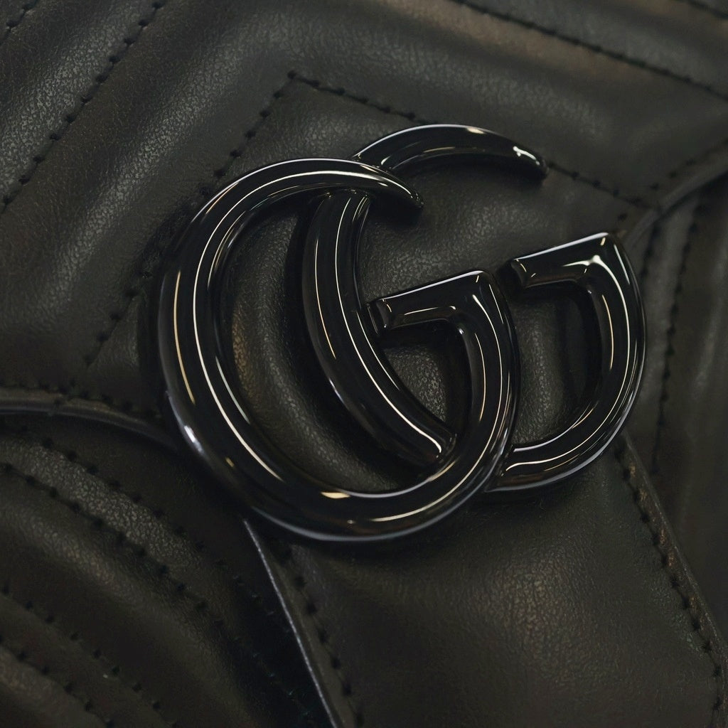 GUCCI(グッチ) GGマーモント キルティング レザー チェーン ショルダーバッグ ブラック 443497 レディース