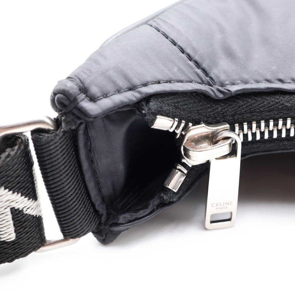 CELINE(セリーヌ) アヴァ ショルダーバッグ ブラック ナイロン シルバー金具 レディース