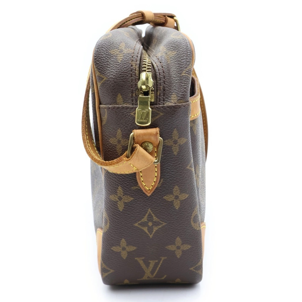 LOUIS VUITTON(ルイヴィトン) モノグラム トロカデロ30 ショルダーバッグ ブラウン PVC×レザー M51272 ゴールド金具